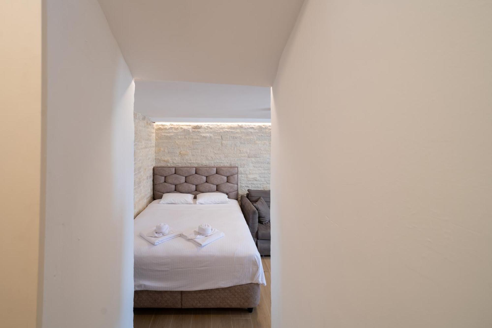 Christian Studio Apartments Umag Exterior photo
