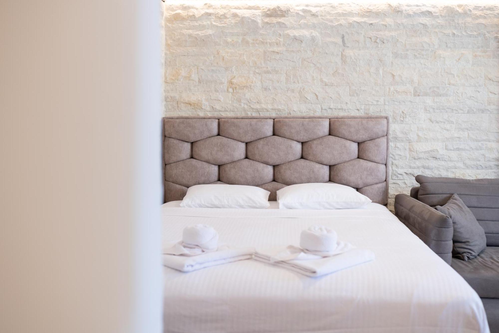 Christian Studio Apartments Umag Exterior photo